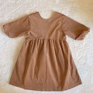 Everlane corduroy dress. NWOT. Size: M. Color: caramel.